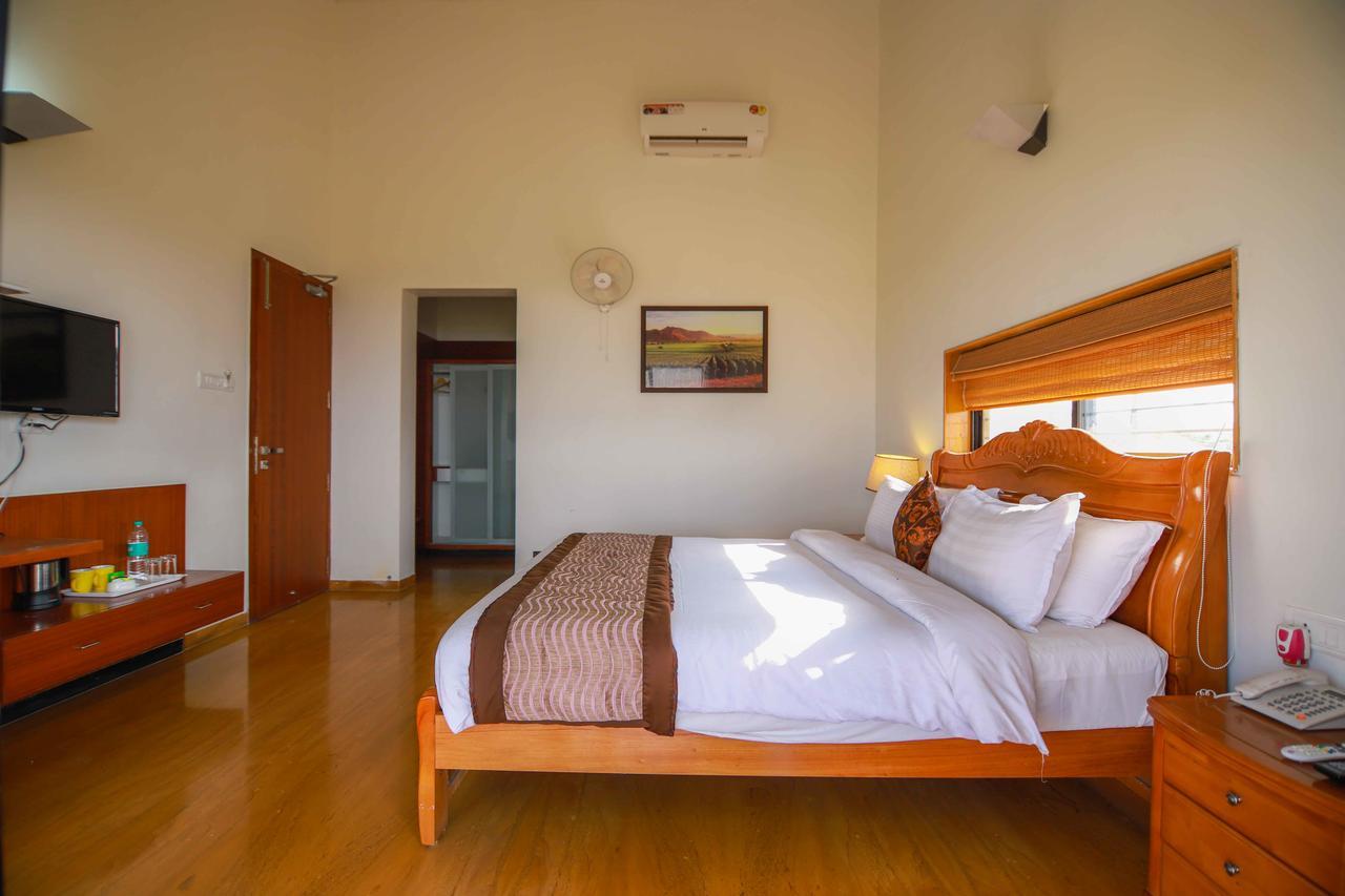 V Resorts Soma Vine Village Mahirāvani エクステリア 写真
