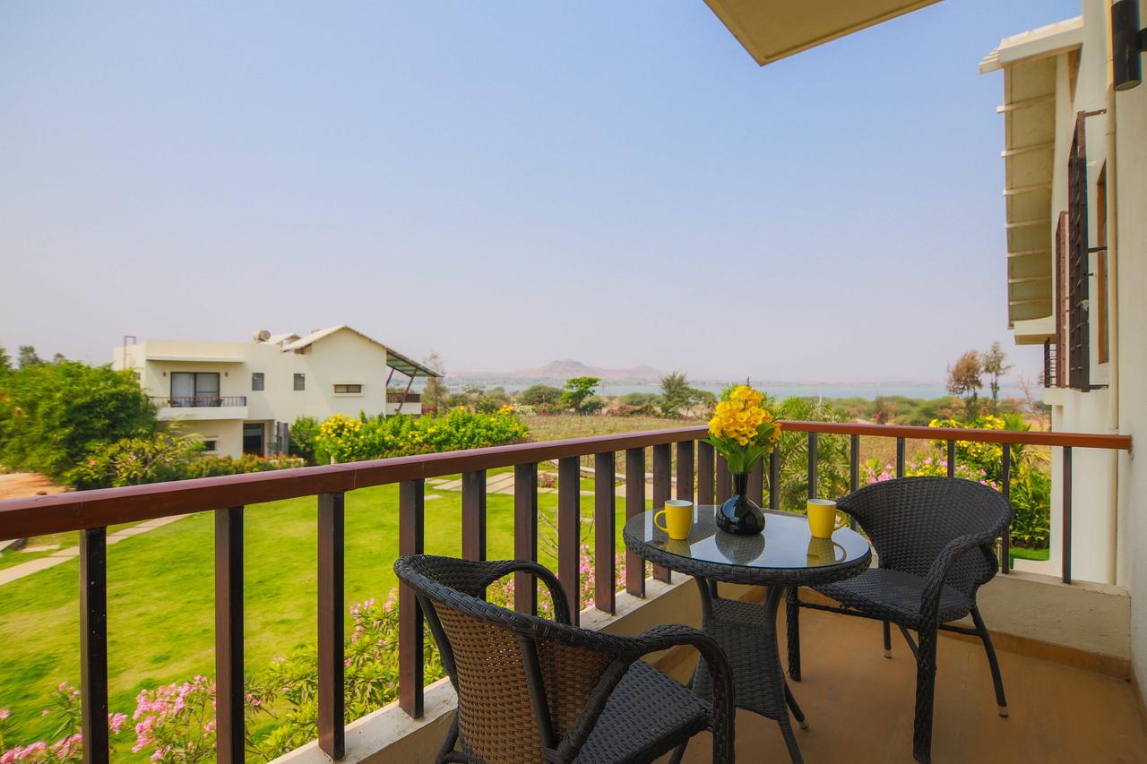 V Resorts Soma Vine Village Mahirāvani エクステリア 写真