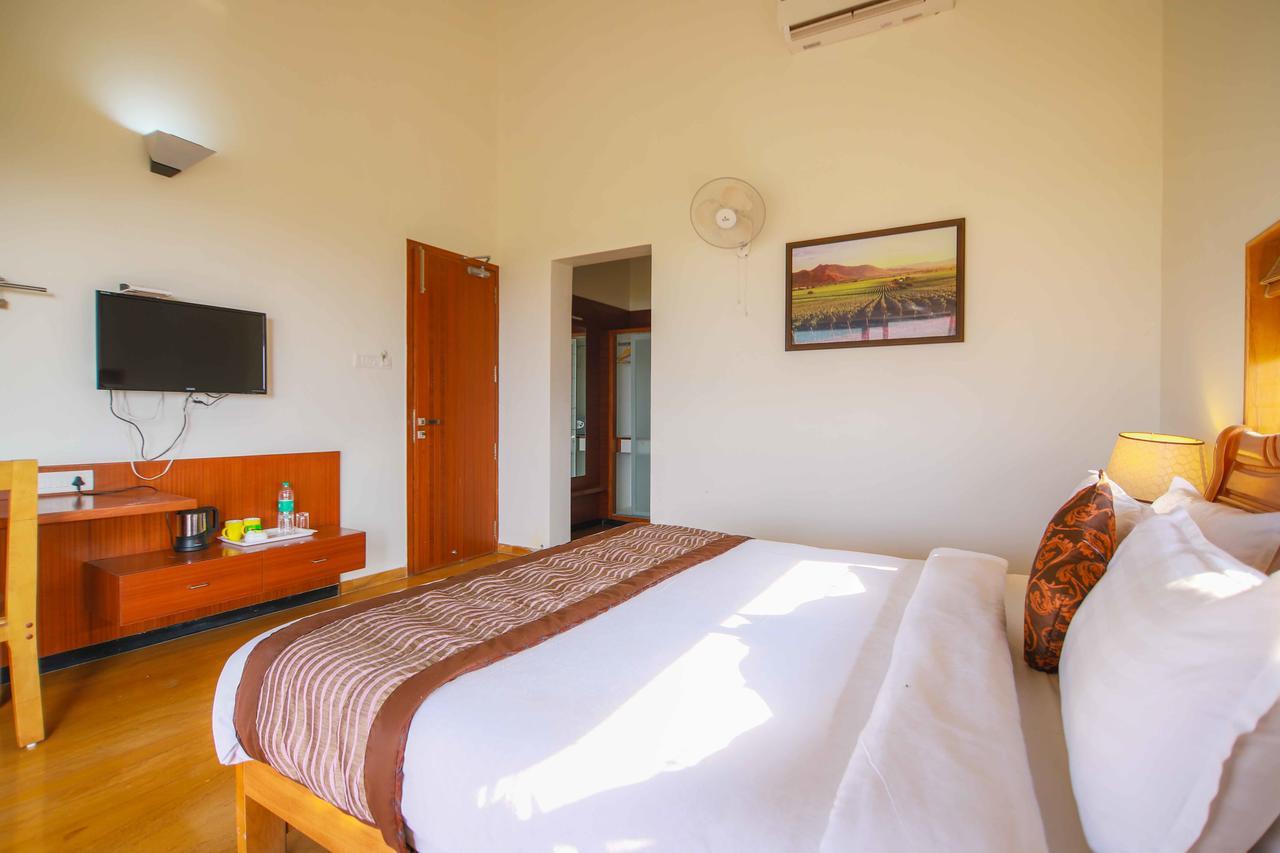 V Resorts Soma Vine Village Mahirāvani エクステリア 写真