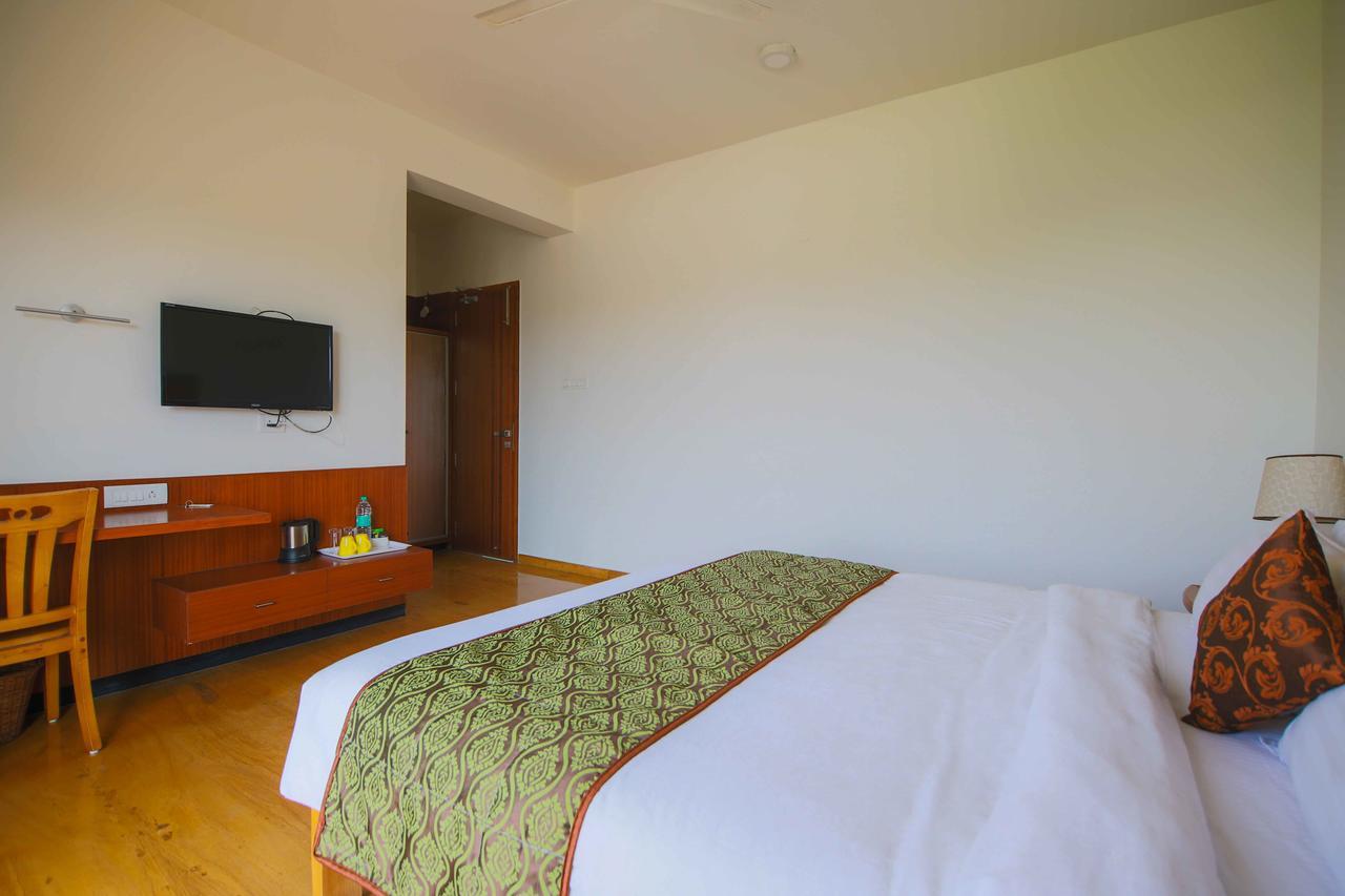V Resorts Soma Vine Village Mahirāvani エクステリア 写真